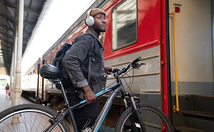 JBL Tune 770NC Adaptive Noise Cancelling met Smart Ambient - Image
