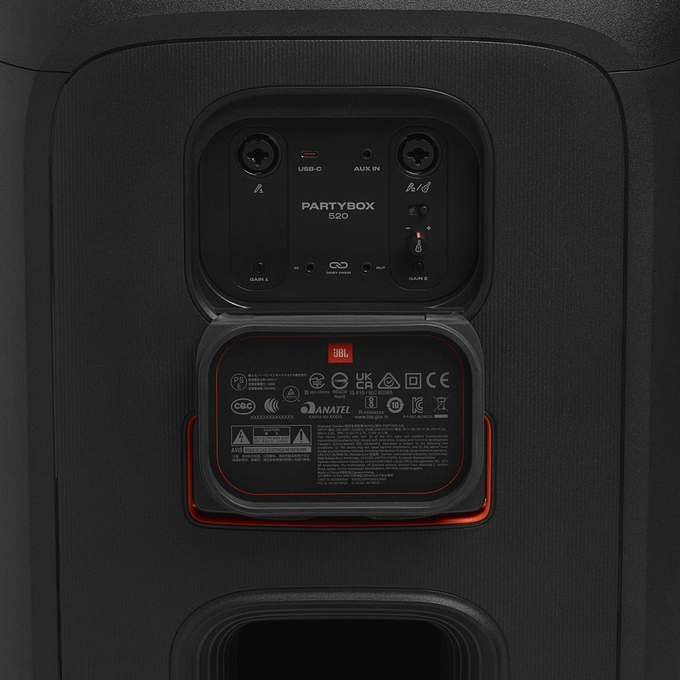 4NO2様 JBL PartyBox 520 JBL PartyBox 520 | Draagbare, batterijgevoede partyspeaker met