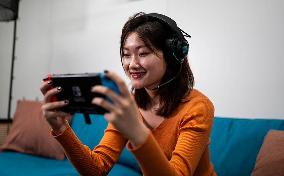 JBL Quantum 910 Wireless Ga op in de game met JBL QuantumSOUND Signature gecertificeerd voor hoge resolutie - Image