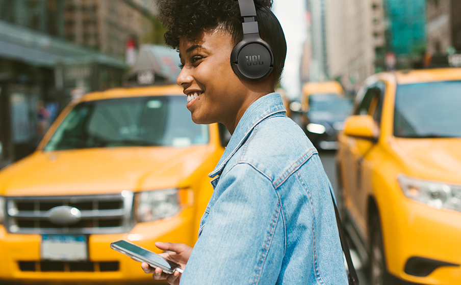 JBL Tune 670NC Adaptive Noise Cancelling met Smart Ambient - Image