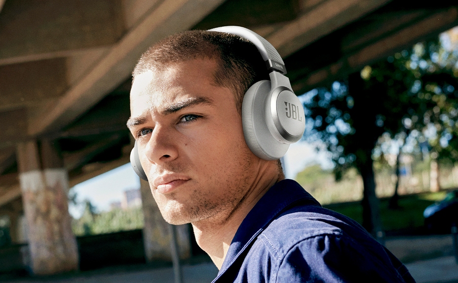 JBL Live 660NC Eenvoudige hulp met je stem. - Image