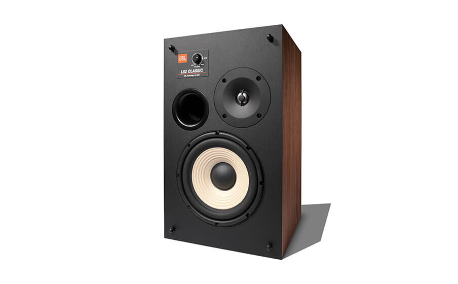 L82 Classic 8-inch (200 mm) woofer met gegoten frame en witte kegel van zuivere pulp in basreflex-uitvoering, met een naar voren gerichte, afgestemde poort. - Image