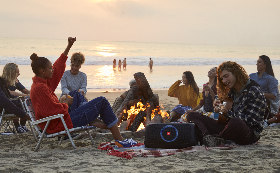JBL PartyBox On-The-Go Draadloze microfoon van JBL inbegrepen - Image
