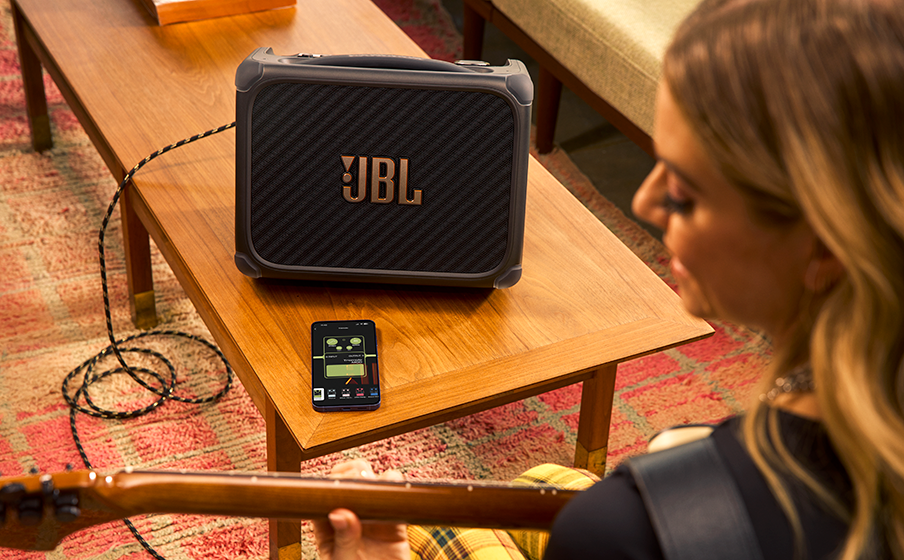 JBL bandbox trio met app en effecten