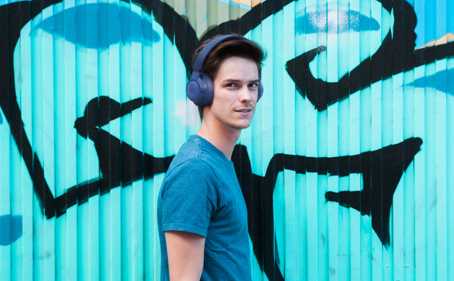 Koop JBL Tune 700BT over-ear koptelefoon | JBL